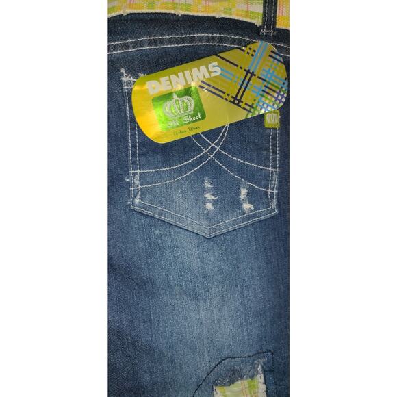 NWT Patchwork Denim Jeans OLD SKOOL URBAN Wide Hem ARTSY Distressed Rips Sz 5/6 - Picture 14 of 16